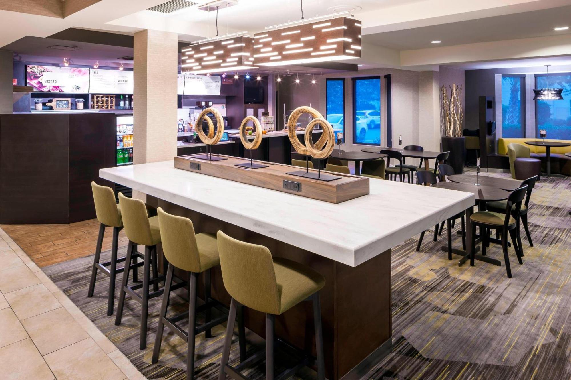 Courtyard By Marriott Pensacola Hotel Ferry Pass Bagian luar foto