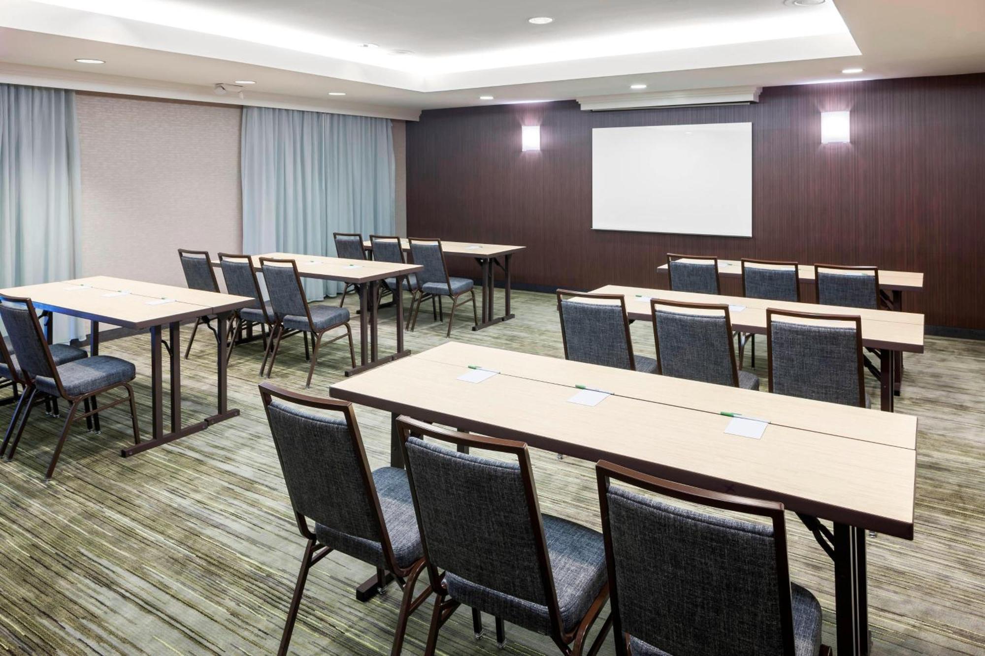 Courtyard By Marriott Pensacola Hotel Ferry Pass Bagian luar foto