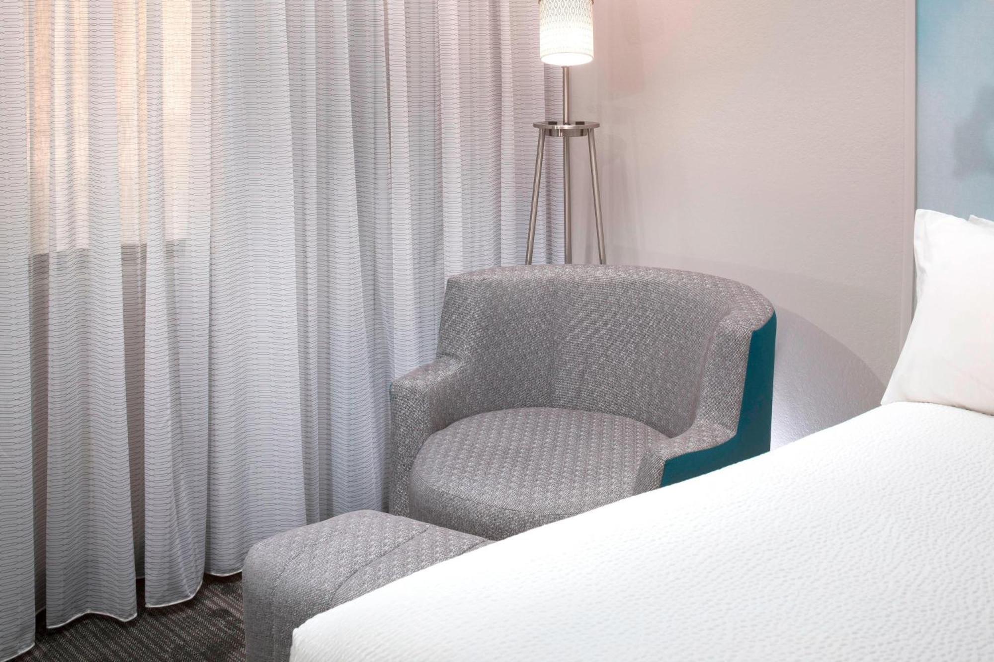 Courtyard By Marriott Pensacola Hotel Ferry Pass Bagian luar foto