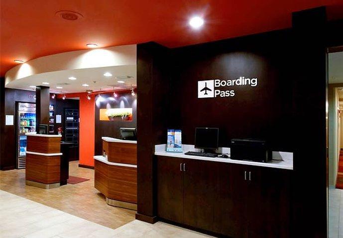 Courtyard By Marriott Pensacola Hotel Ferry Pass Bagian luar foto