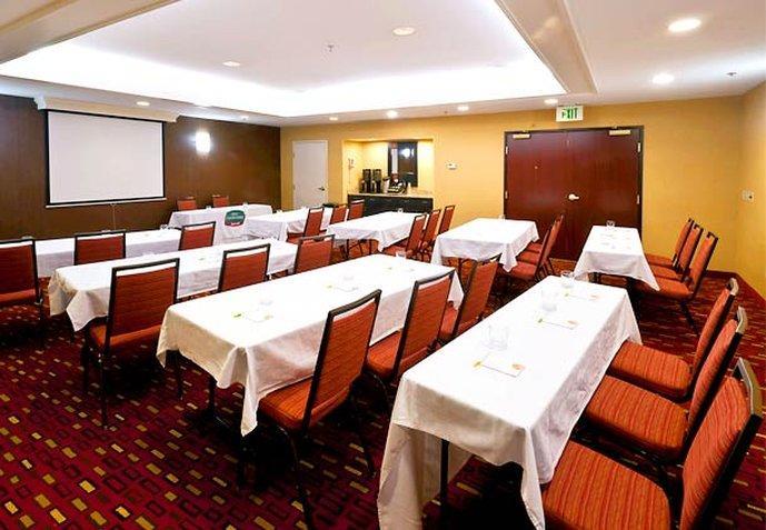 Courtyard By Marriott Pensacola Hotel Ferry Pass Bagian luar foto