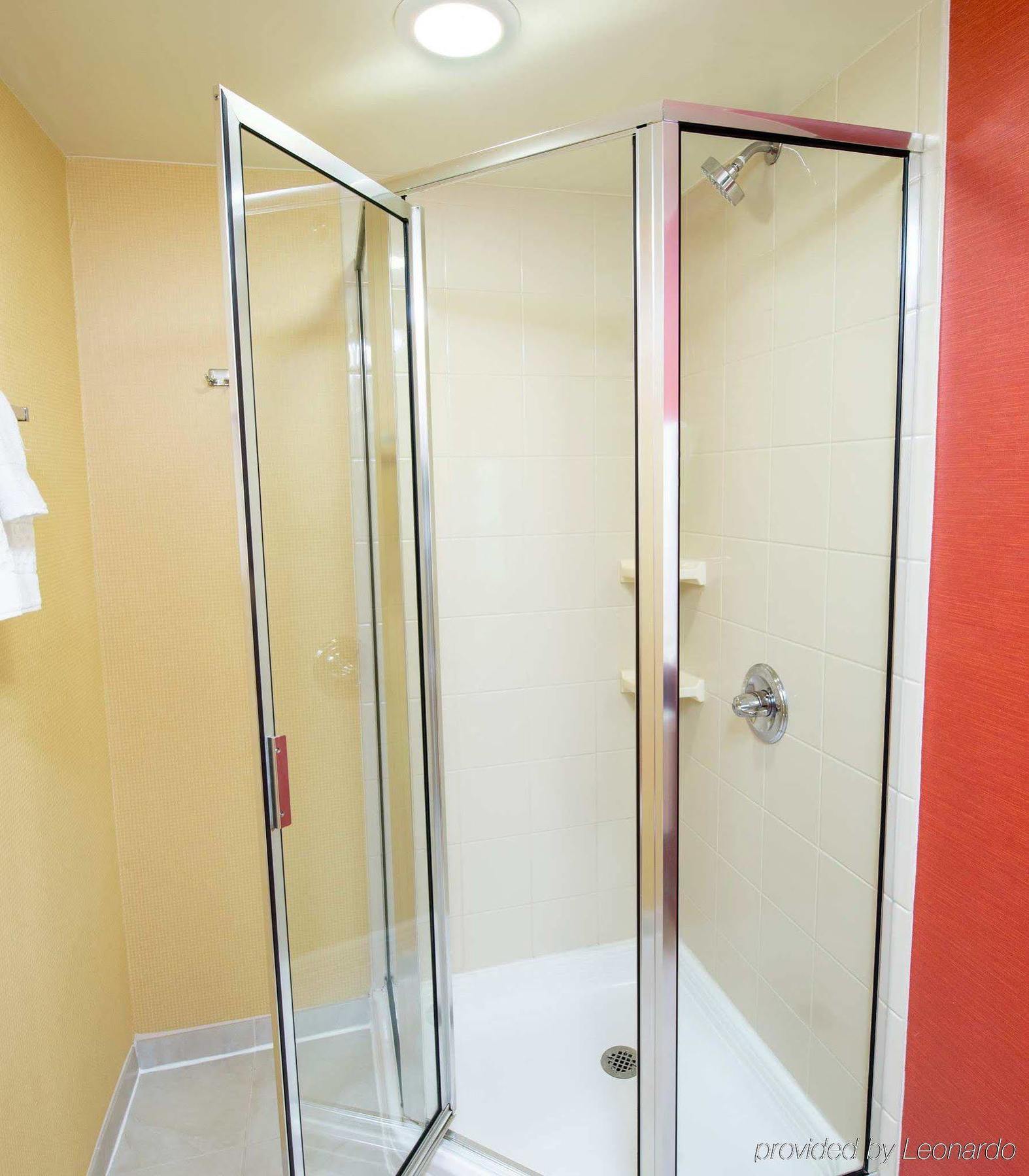 Courtyard By Marriott Pensacola Hotel Ferry Pass Bagian luar foto