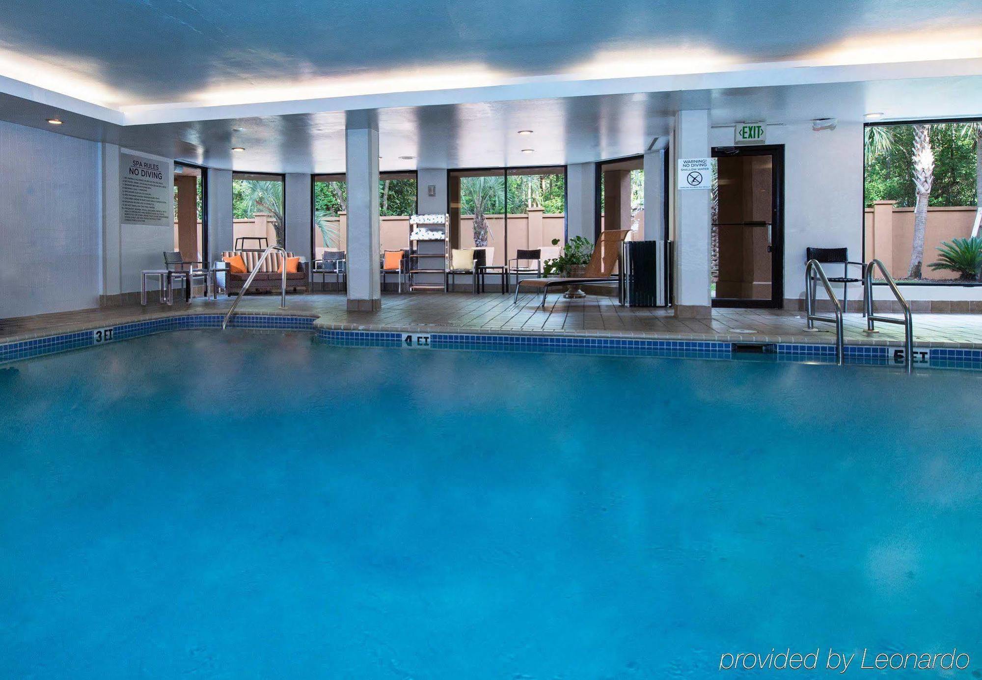 Courtyard By Marriott Pensacola Hotel Ferry Pass Bagian luar foto