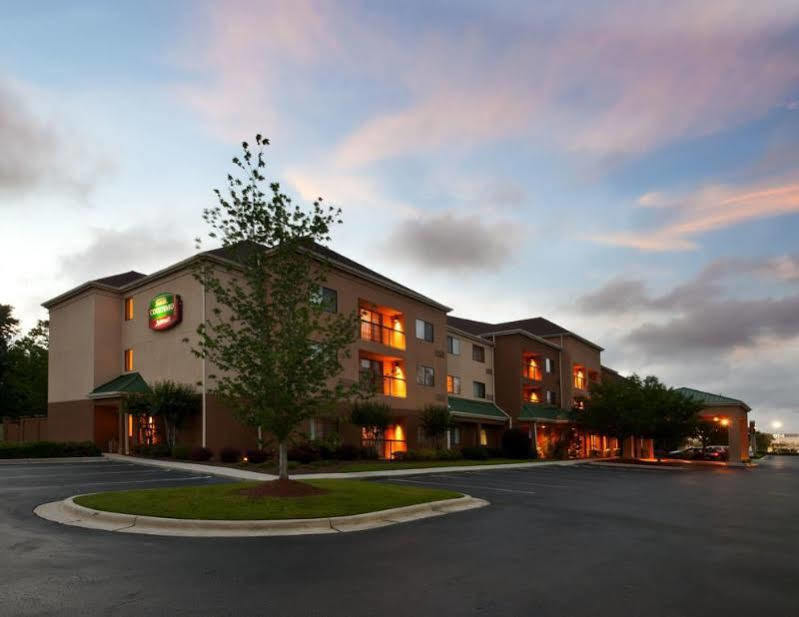 Courtyard By Marriott Pensacola Hotel Ferry Pass Bagian luar foto