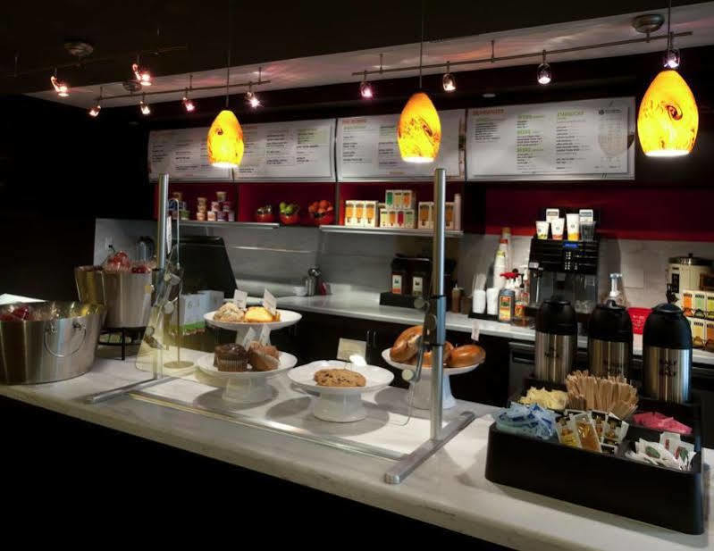 Courtyard By Marriott Pensacola Hotel Ferry Pass Bagian luar foto